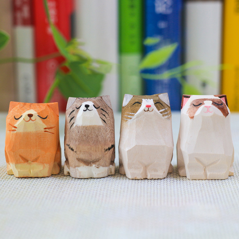 

Mini Wooden Animal Figurine Hand Carving Wood Cat Dog Statues Painting Art Figurine Home Desktop Decoration Ornaments Gifts