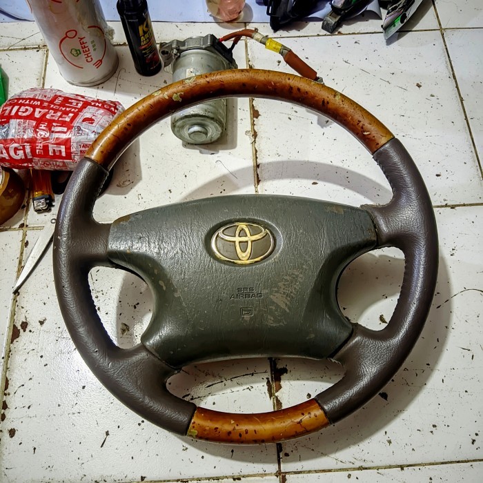 LINGKAR STIR CAMRY ALTIS INNOVA 2005-2010