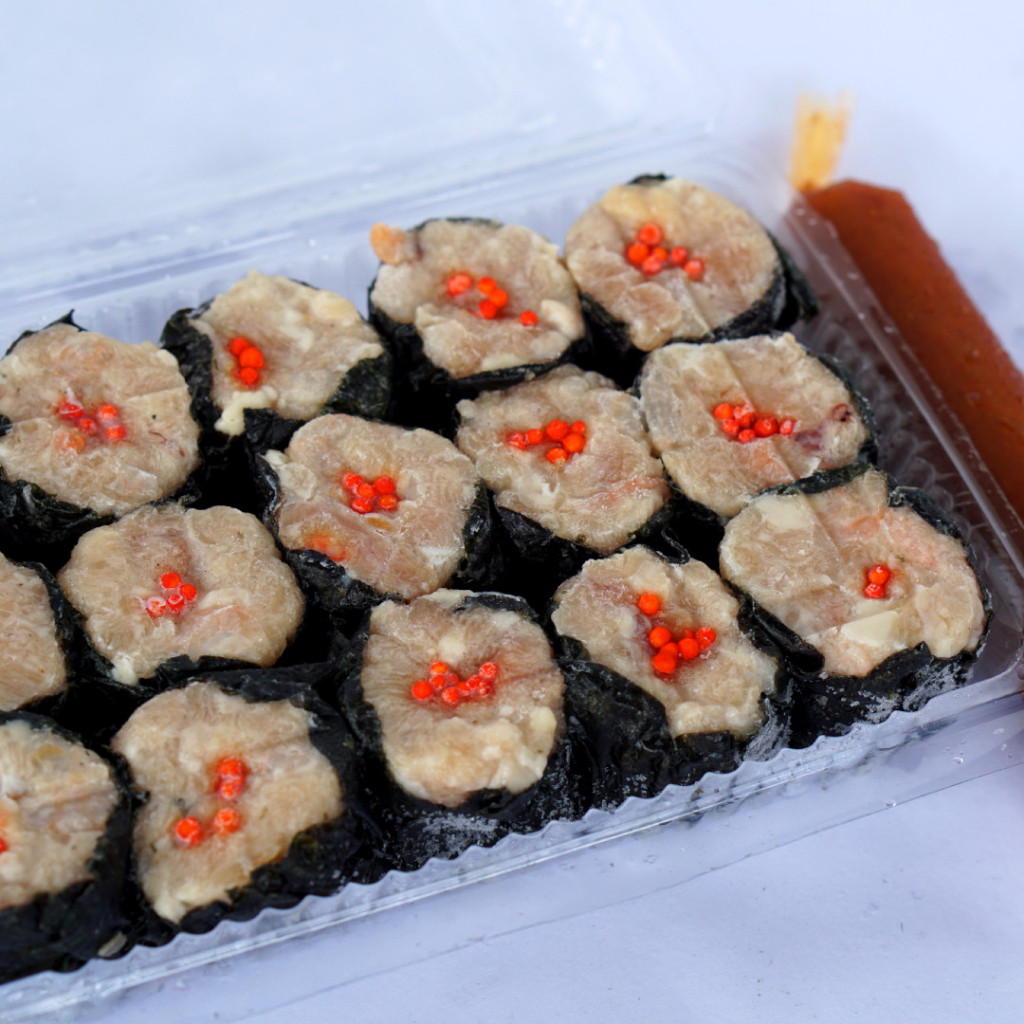 

Dimsum Siomay Rumput Laut Isi 15 Pcs Kemasan Mika Frozen Food Halal Enak Medan - Zuya Mart