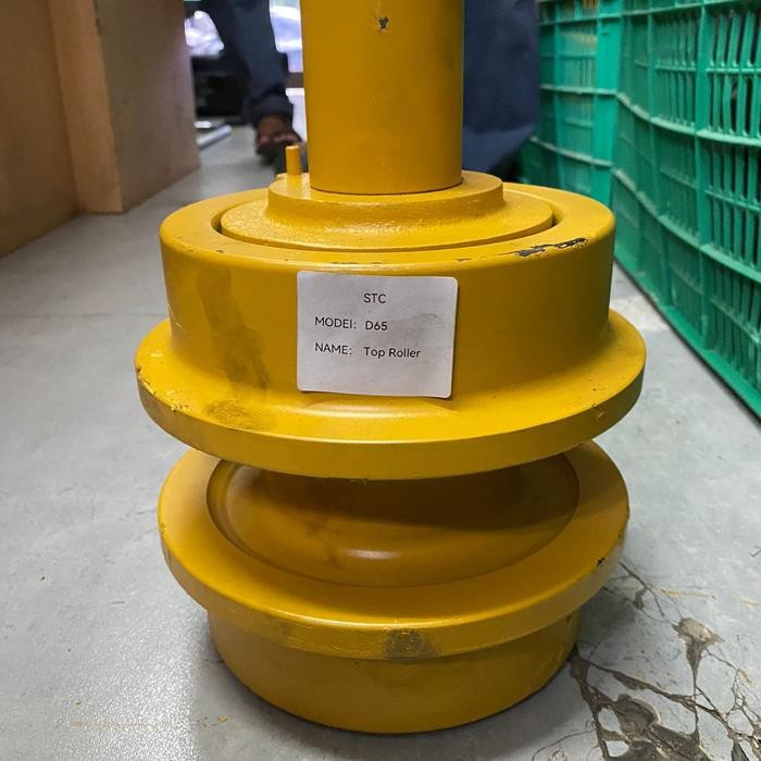 TOP ROLLER CARRIER ROLLER KOMATSU D85 D65 CARRIER ROLLER STC
