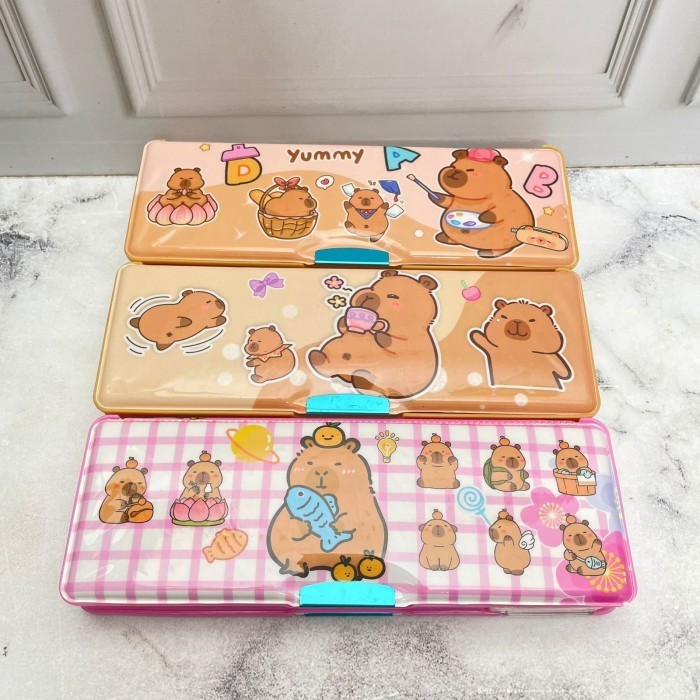 

READY Kotak Pensil Tepak Magnet CAPIBARA Kapybara Capybara Special Edition Super Cute Lucu / Tempat Pensil Magnet Favorit Fancy Anak-Anak Perlengkapan Sekolah Terlengkap