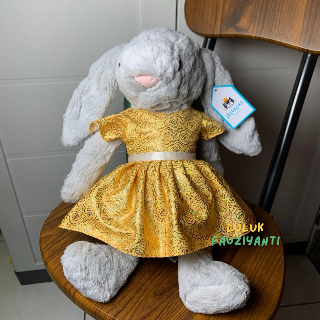

Jellycat Imperfect Medium Silver Bunny Free Dress (NEW)