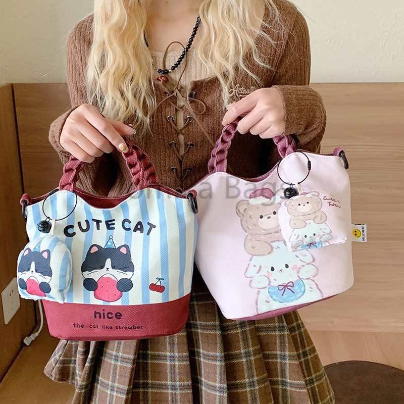 Tas Selempang Kanvas Lucu Karakter Kartun + Gantungan - Totebag Wanita Remaja Korea Style