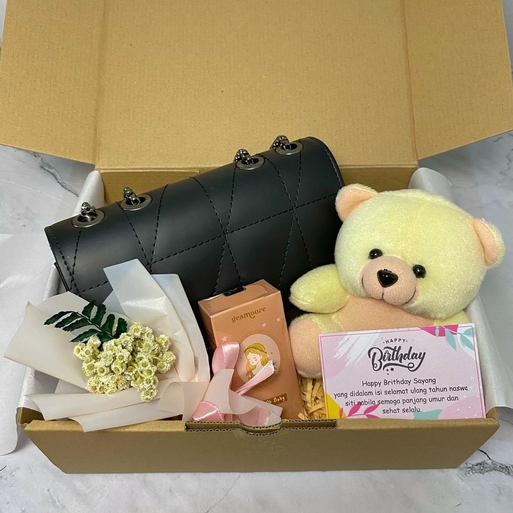 

(PAKET SR 1) HAMPERS ULANG TAHUN HADIAH PESTA ANNIVERSARY ULTAH