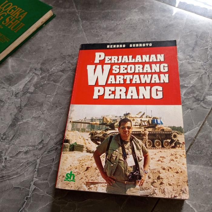 PERJALANAN SEORANG WARTAWAN PERANG-HENDRO SUBROTO-A5