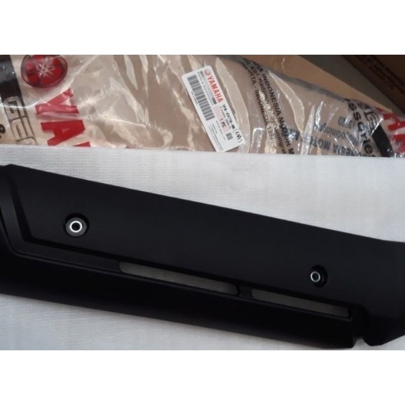 TAMENG KENALPOT VIXION 150, PROTECTOR MUFFLER 1 (1PA1)/1PA-E4718-00 original yamaha genuine parts  D