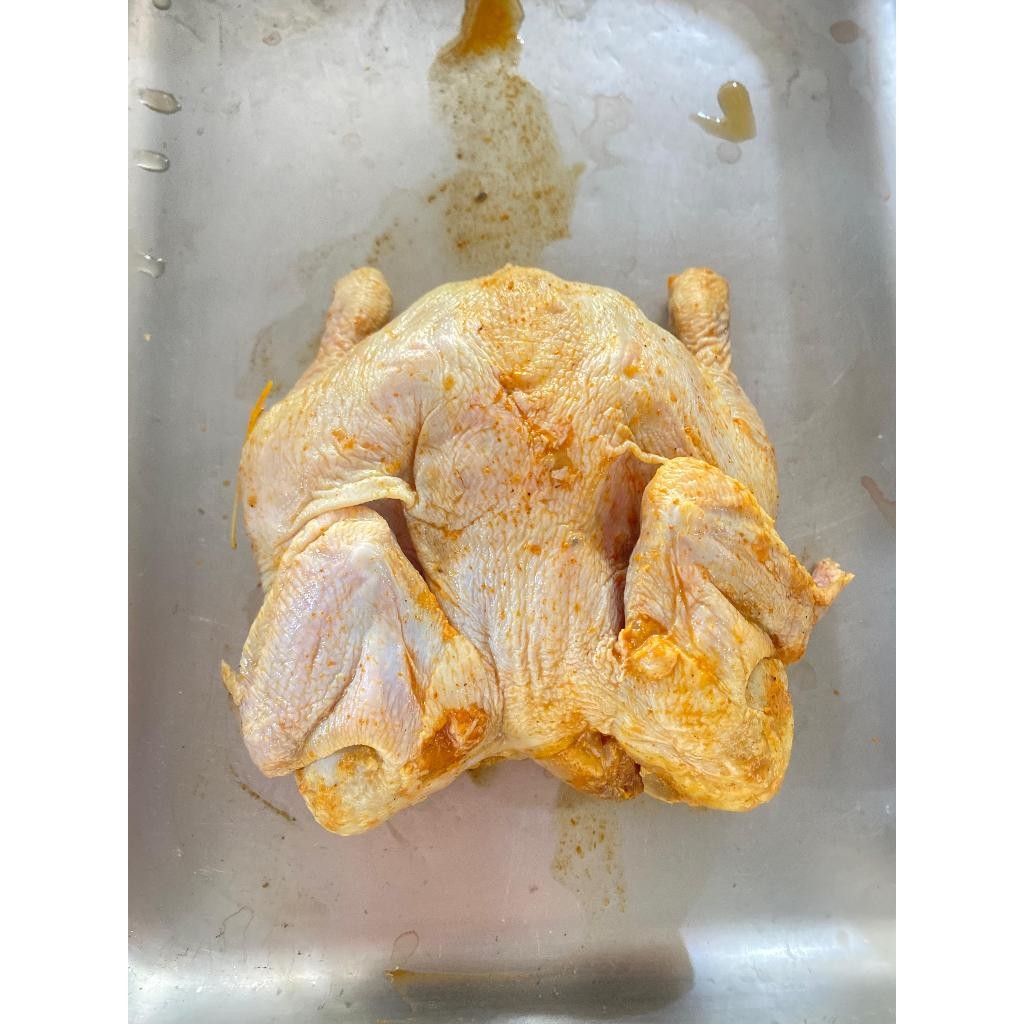 

ayam broiler uk 700grm DIMARINASI/ frozen/ayam broiler/negri/potong bekakak/
