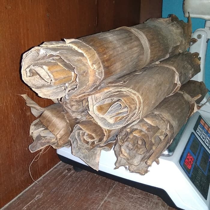 Daun Pisang Kering Kelaras 1kg/untuk penghangat reptil pakan jangkrik