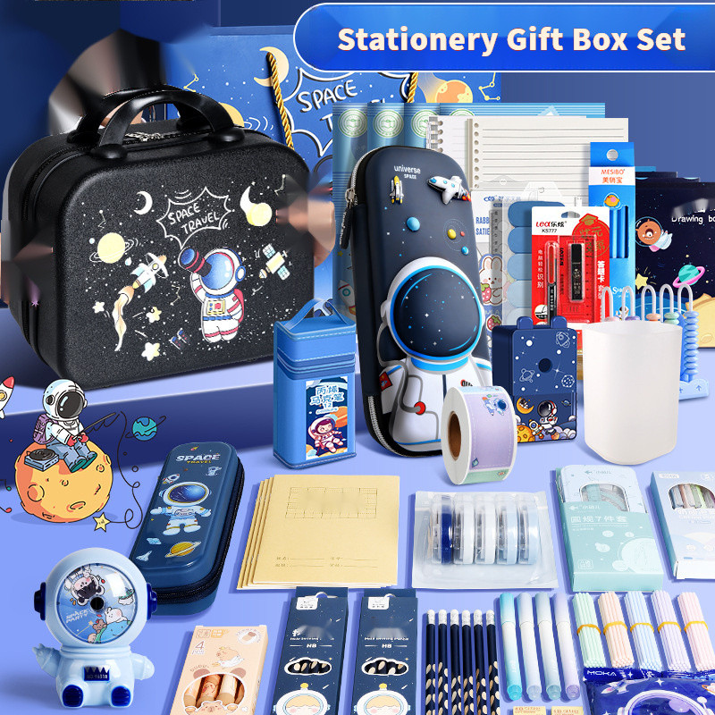 

1 Set Astronaut Themed Stationery Gift Box, Student Supplies Kit with Pencils, Ruler, Pen Case, and Accessories, Ideal for Gifts