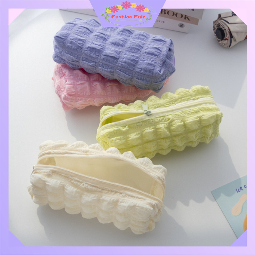 

FASHION FAIR S6298 Tempat Pensil Puffy Aesthetic / Korean Style Pencil Case / Kotak Pensil Polos Puffy / Aesthetic Crinkled Fufu Pocuch
