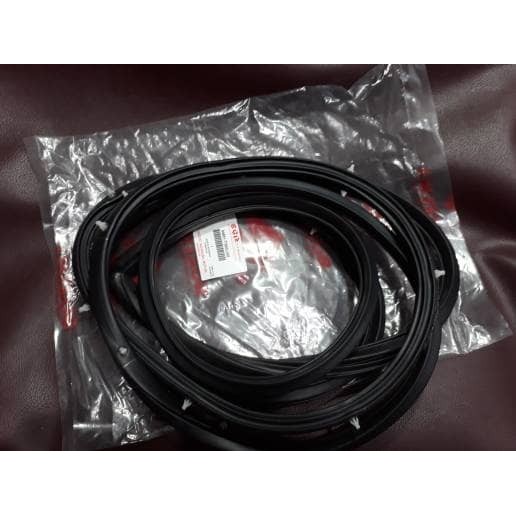KARET PINTU DEPAN FUTURA - CARRY 1.5 1PC ASLI - KIRI SPAREPART MOBIL