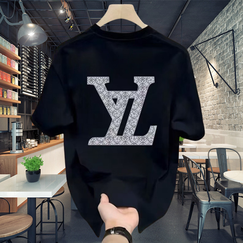 Outlets LV Logo Kaos Black White Oversized 20s Boxy Fit T Shirt Pria Wanita - Louis Vuitton 52