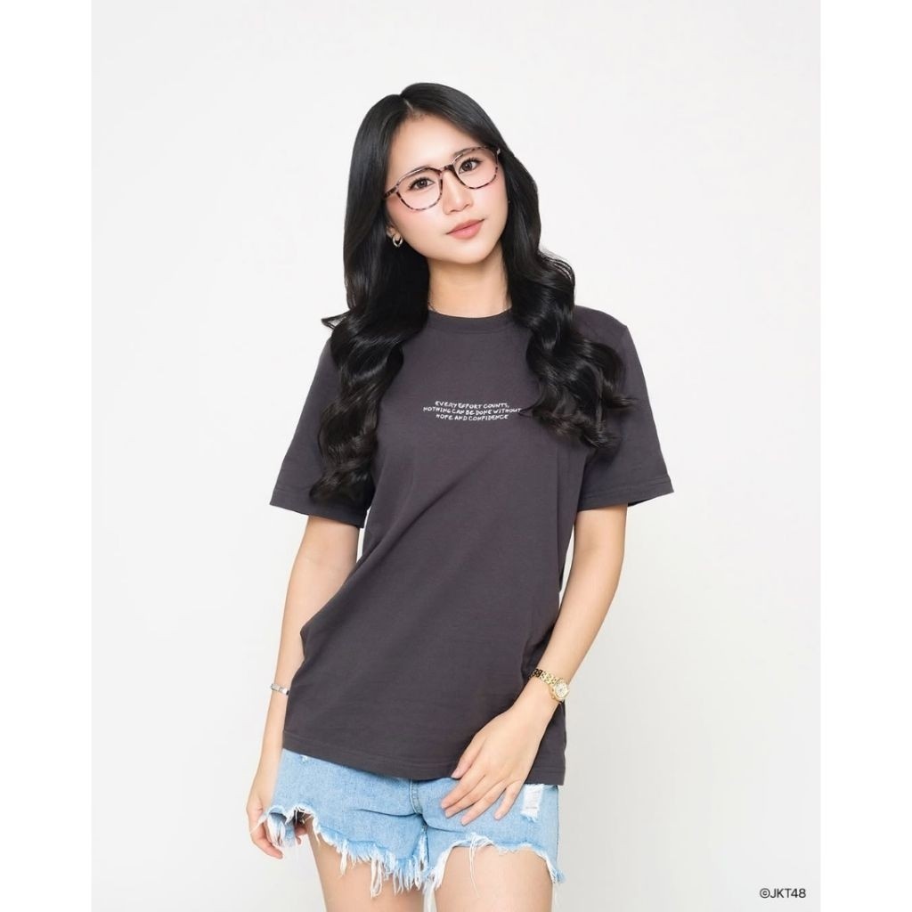 Kaos JKT48 Birthday T-Shirt Birthday Alya Amanda 2025 - Abu Tua