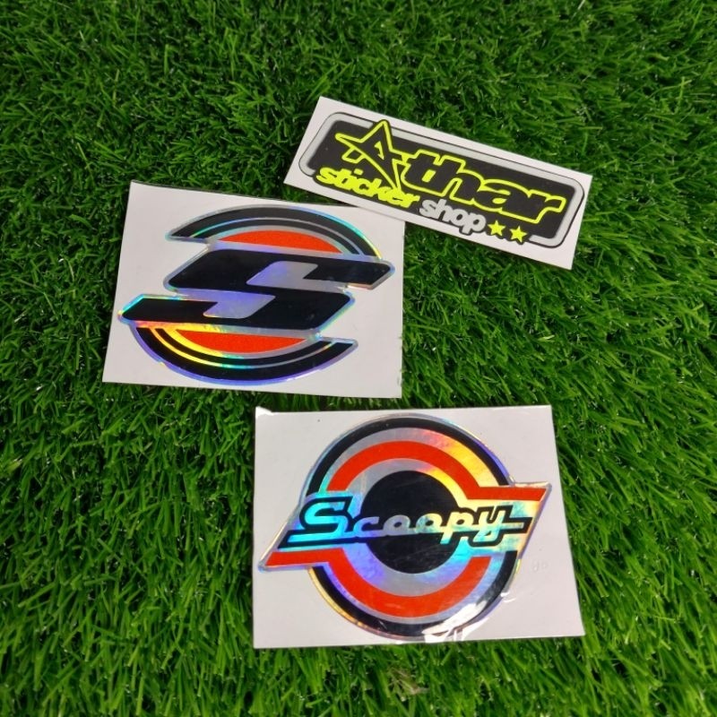stiker emblem timbul logo Scoopy stiker motor