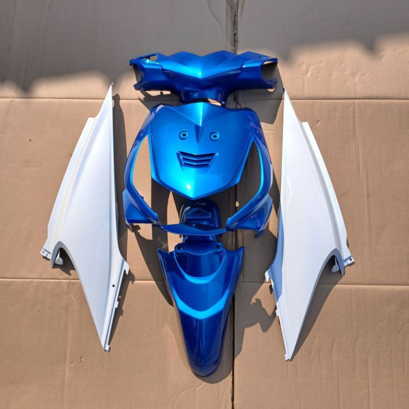body full halus Honda Beat karbu 2008-2012 biru muda x putih