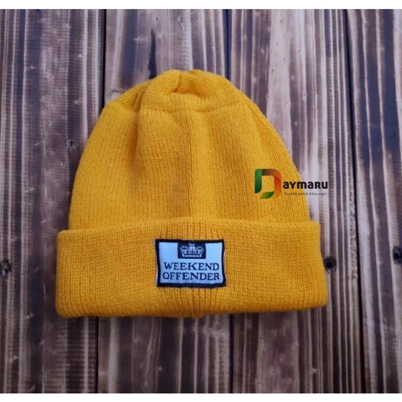 Kupluk Hangat Nyaman Berlabel Wo/sky