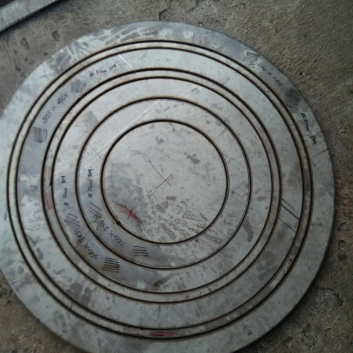 plat bulat stainless 304 tebal 6mm custom plat stainless bulat