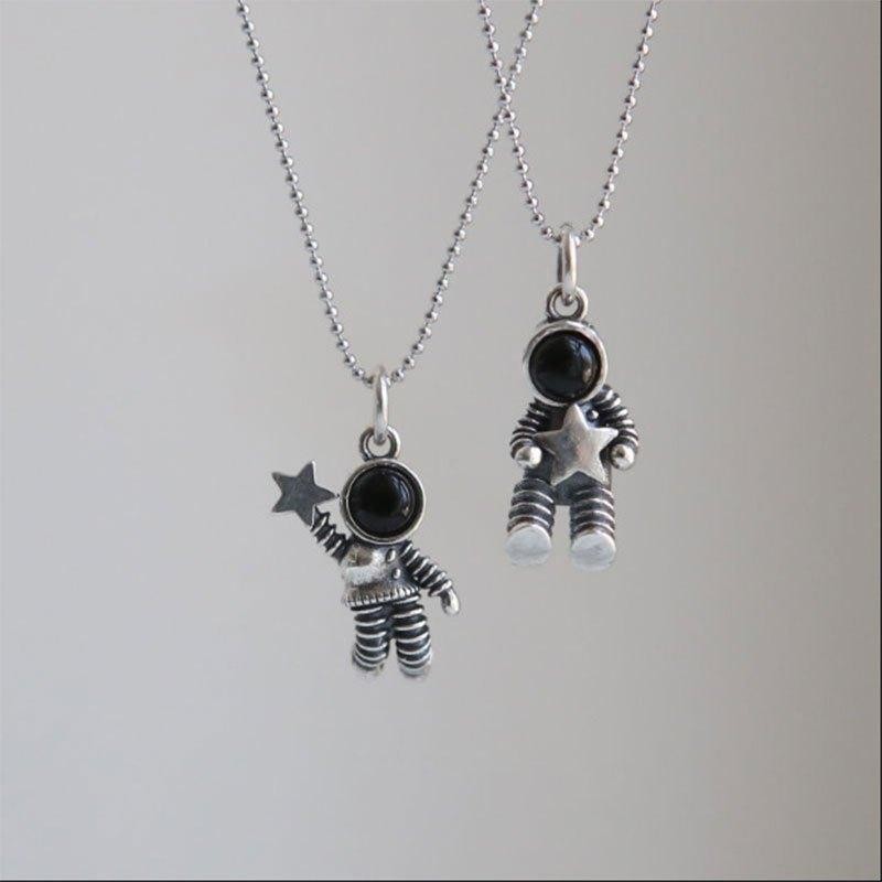 COD  Kalung Pilih bintang untuk Anda astronot hip-hop couple necklace spaceman pendant aksesoris per