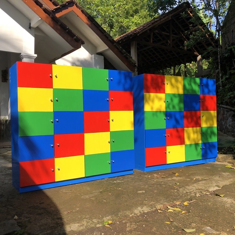 lemari loker kayu, loker warna warni, lemari loker minimalis, loker anak, loker sekolah, loker kanto