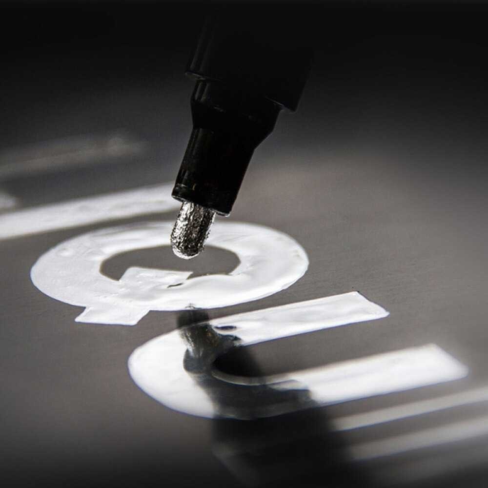 

ANDEASTR Aiye Spidol Permanen Marker Metallic Chrome 3mm - AY-1004