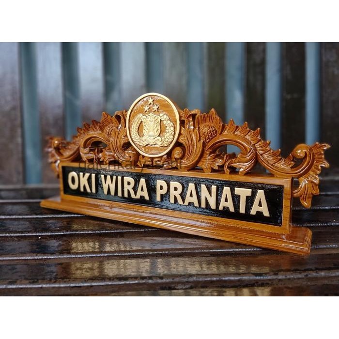 PAPAN NAMA POLISI + PAPAN NAMA KAYU JATI + PAPAN NAMA UKIR MEJA KANTOR