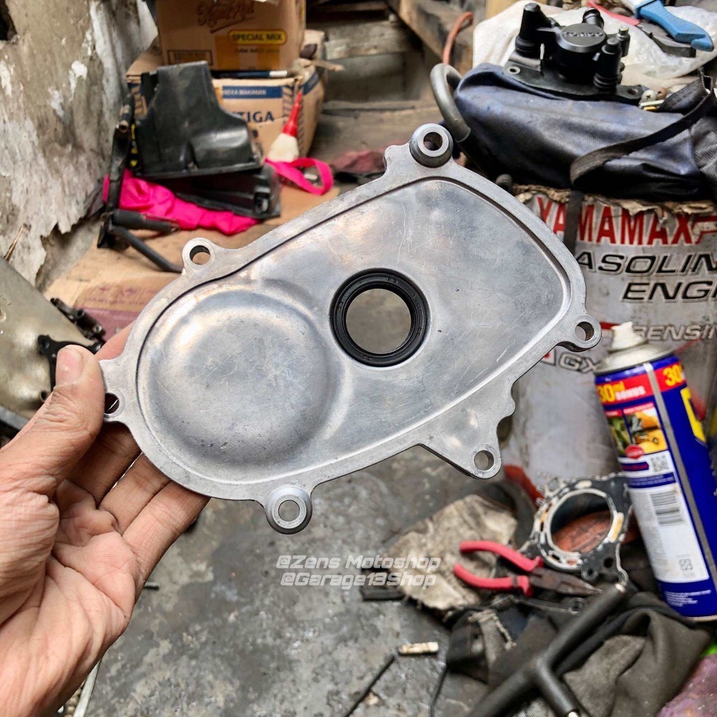 Cover Tutup Pompa Oli Kruk As Kiri Yamaha Aerox Lexi New Nmax B65 Original Copotan