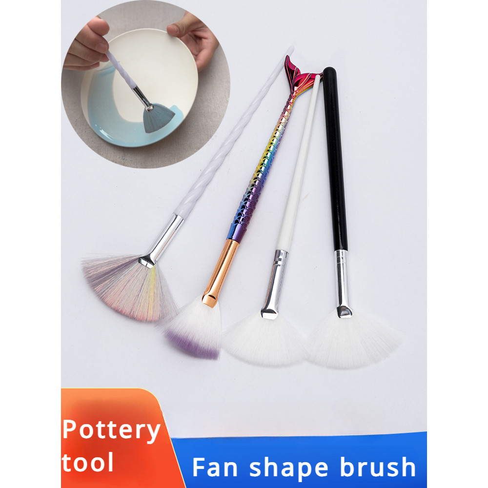 

Pottery Painting Coloring Tool Fan-shaped Soft Hairbrush DIY Ceramic Crafts Remove Dust/Replenish Moisture/coloring Tool Brush