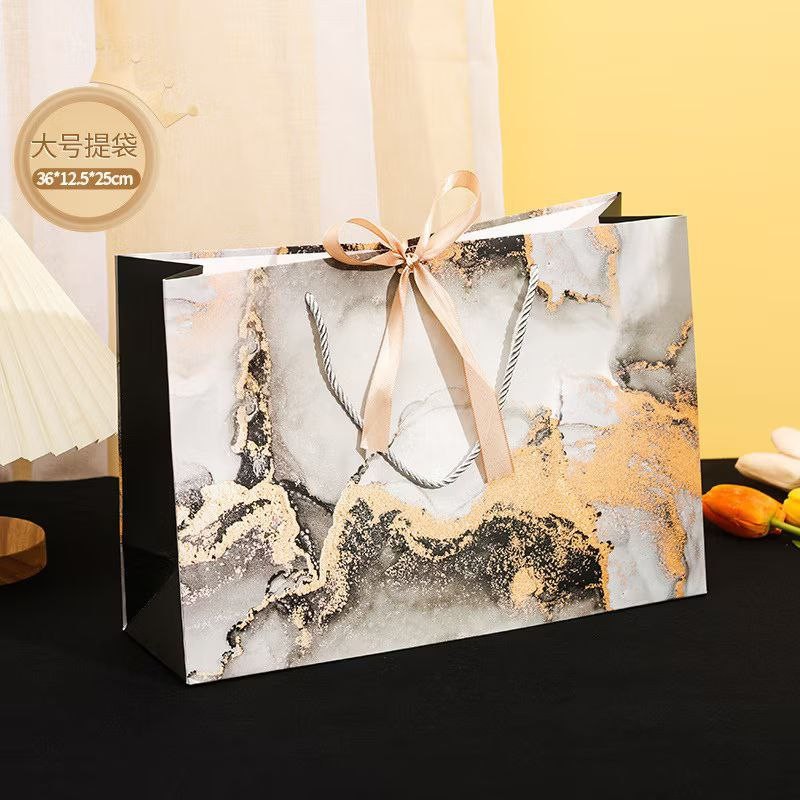 

Paper Bag (36x25x12) Motif Cocok Untuk Kado Extra Packing Hampers / Paperbag Gift - Toserbazaar