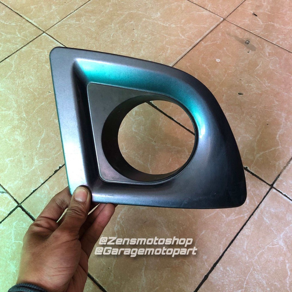 Garnish Cover Ring Foglamp Sebelah Kanan Avanza Xenia 2004-2010