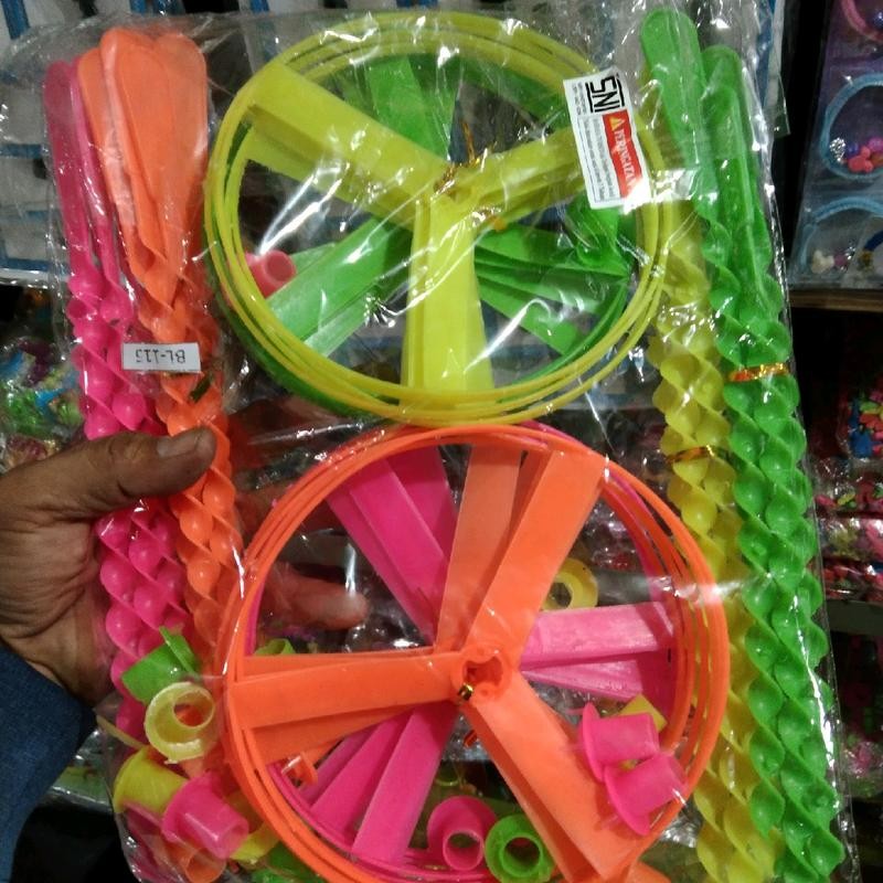 ( 1 Pack = 20 Pcs ) Mainan Ufo Baling-Baling Terbang Super Jumbo/ MAINAN BALING-BALING TERBANG JUMBO