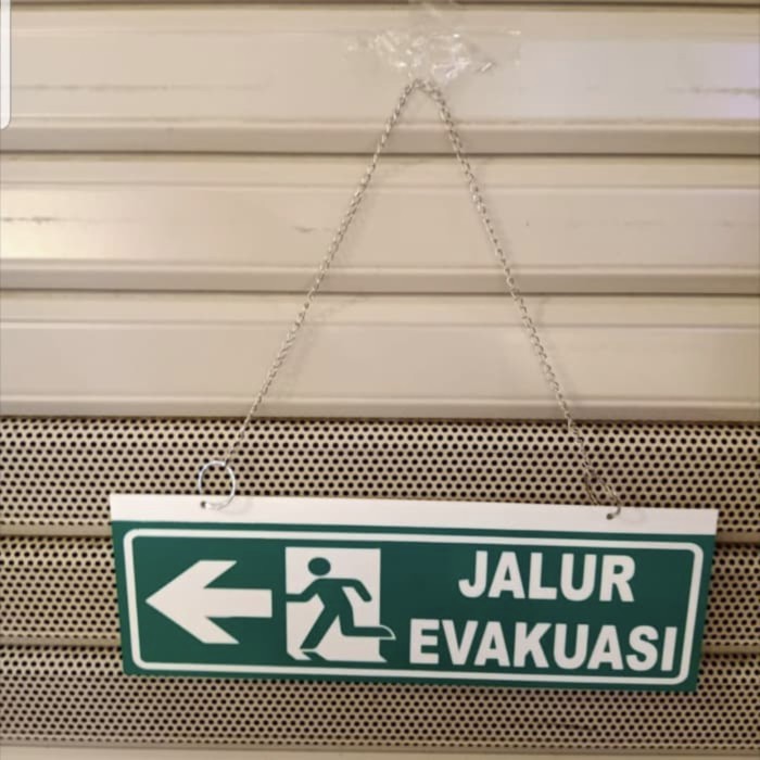 

Sigh akrilik jalur evakuasi 2 sisi dan rantai untuk di gantung