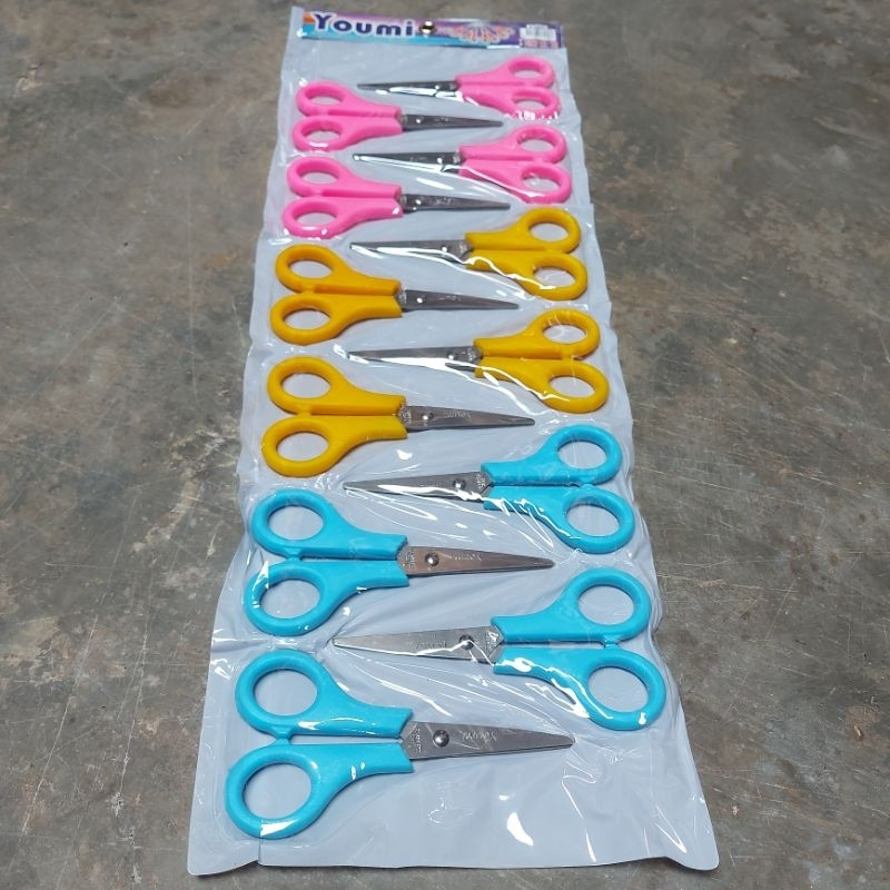 

55A GDG RENCENG GUNTING KECIL warna YOUMI 1WARNA MURAH TAJAM DAN TAHAN LAMA