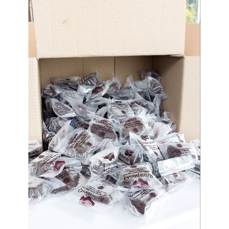 

BROWNIESQ - Brownies Panggang Mini Oval Ori 100 pcs/Box Fudgy Coklat Kue Murah