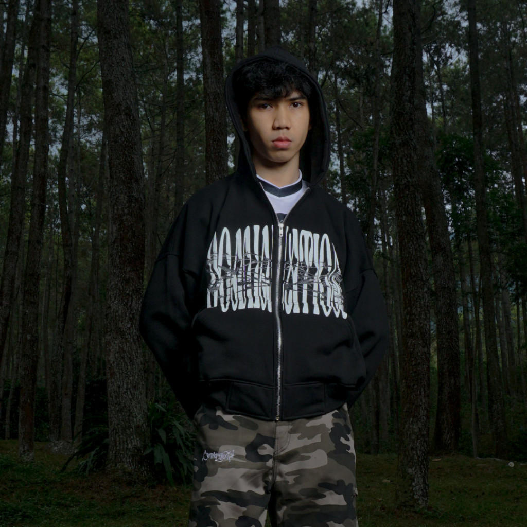 LIM_STORE Convergent Boxy Zip Hoodie Domination -  Black Hoodie  Pria wanita unisex