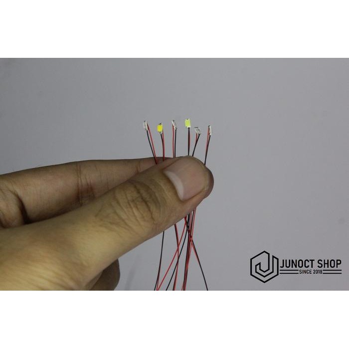 LED KECIL DENGAN KABEL UNTUK MAKET DIORAMA MINATUR DEKORASI 02 - Hijau