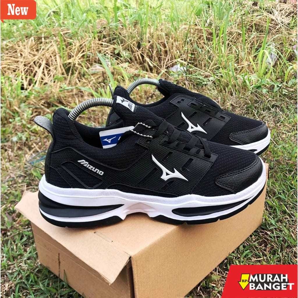 sepatu lari wanita rekomendasi Sepatu Mizuno Sport Running Hitam Putih Sepatu Ringan Cocok Untuk Jog