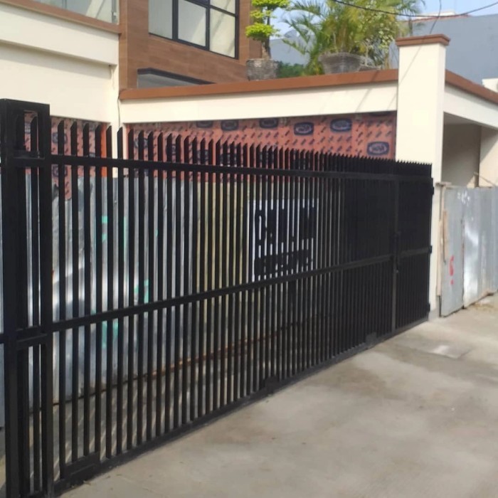 pagar dorong minimalis