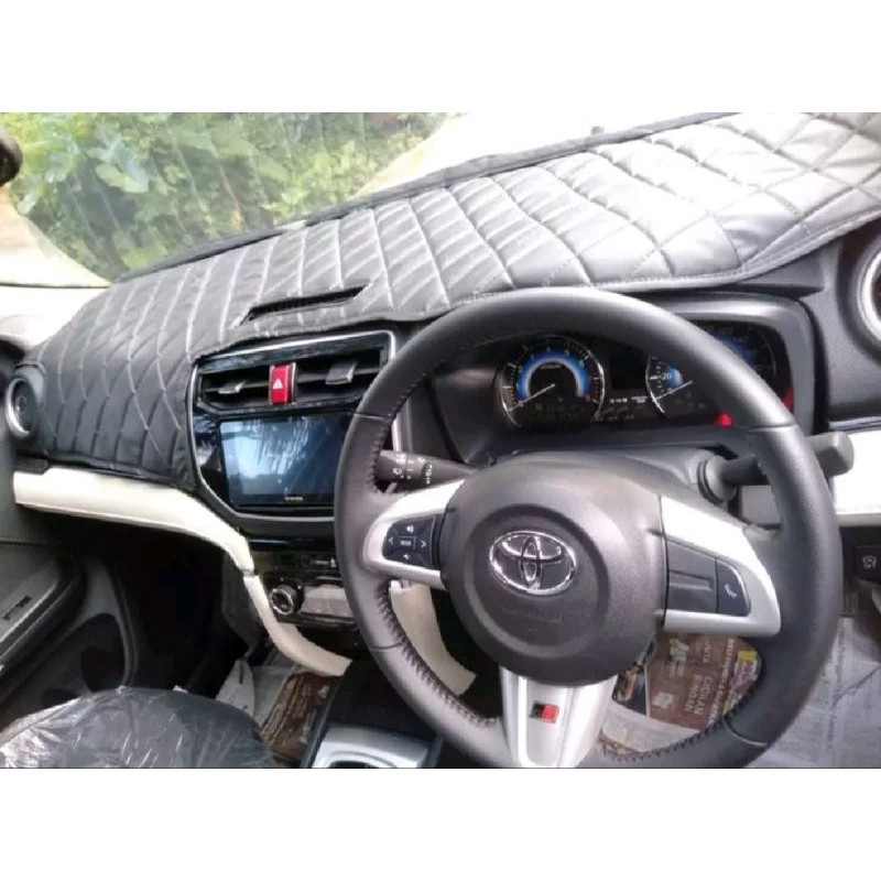 alas dashboard mobil rush terbaru terios 2018-2023 /karpet dashboard