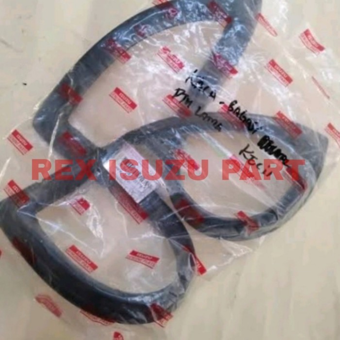 Karet kaca pintu bagasi kecil panther kotak 97-99 ORI