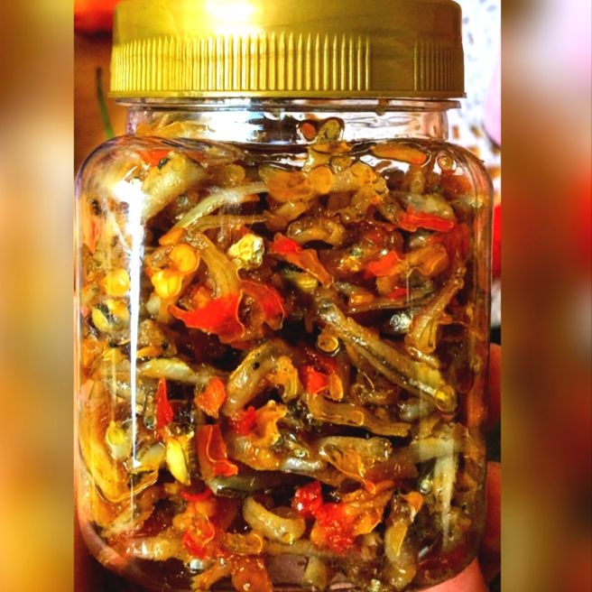 

Sambal Teri Geprek Daun Jeruk Hot!!! Ukuran 120gr