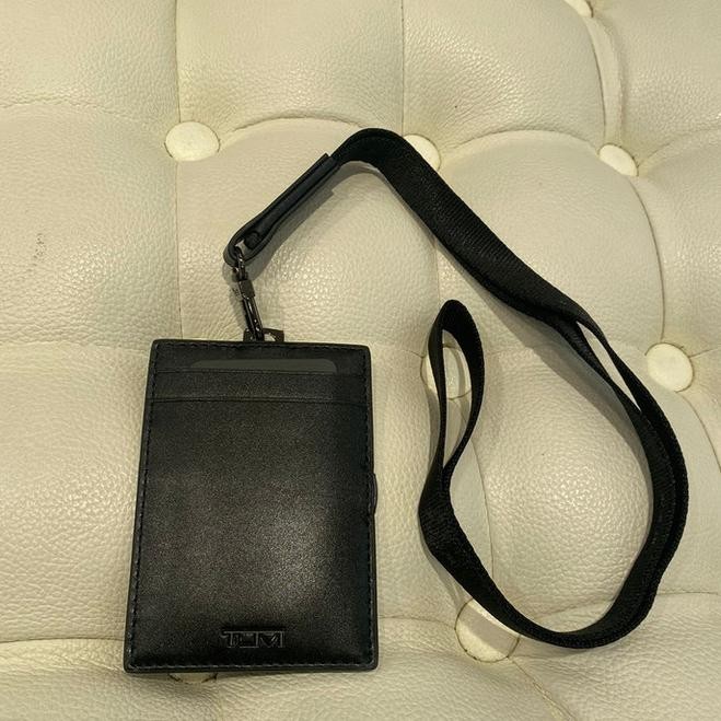 

Promo TUM I SLG Identification Card Lanyard - Black Leather