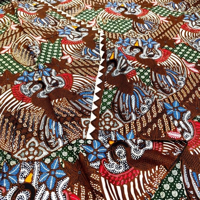 Kain batik tulis motif burung