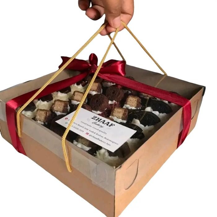 

10pcs Box tutup mika +tali ukuran 25x25x10cm - 22x22x10cm