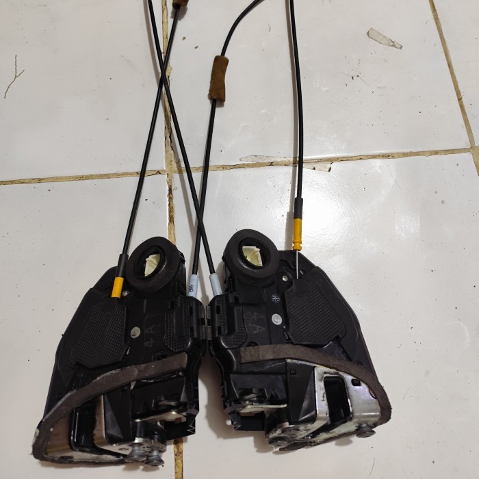 Door Lock Bagasi Toyota Camry Corolla Altis Belakang