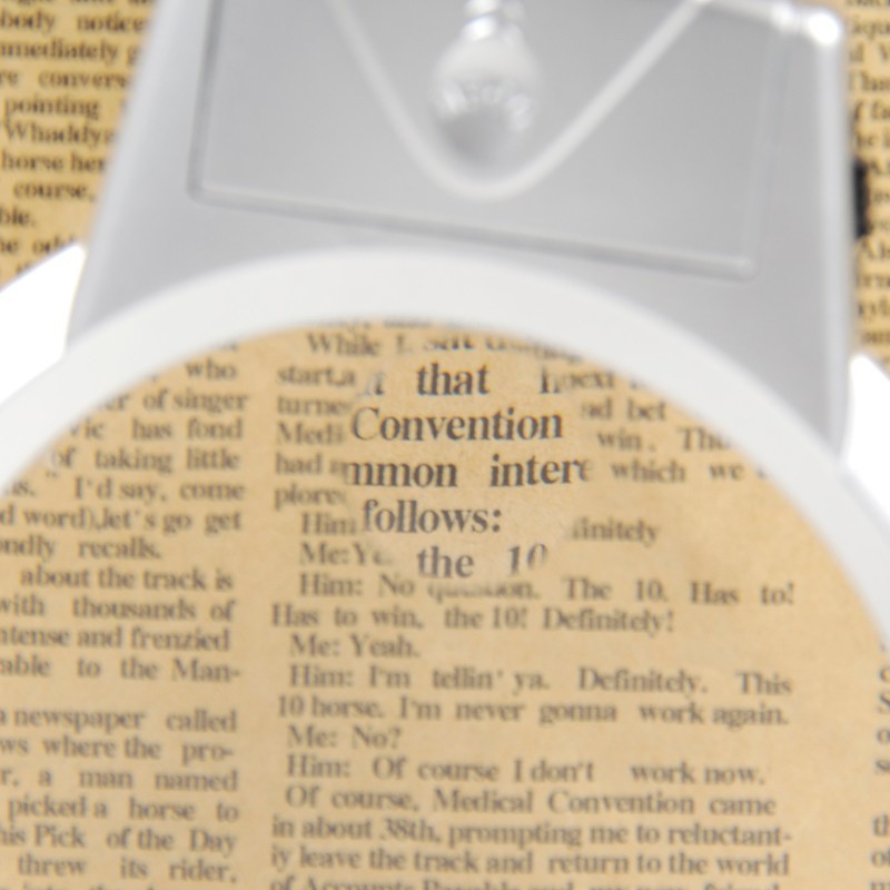 

GoodLand Lampu Meja Portable dengan Kaca Pembesar - MG15122-2B