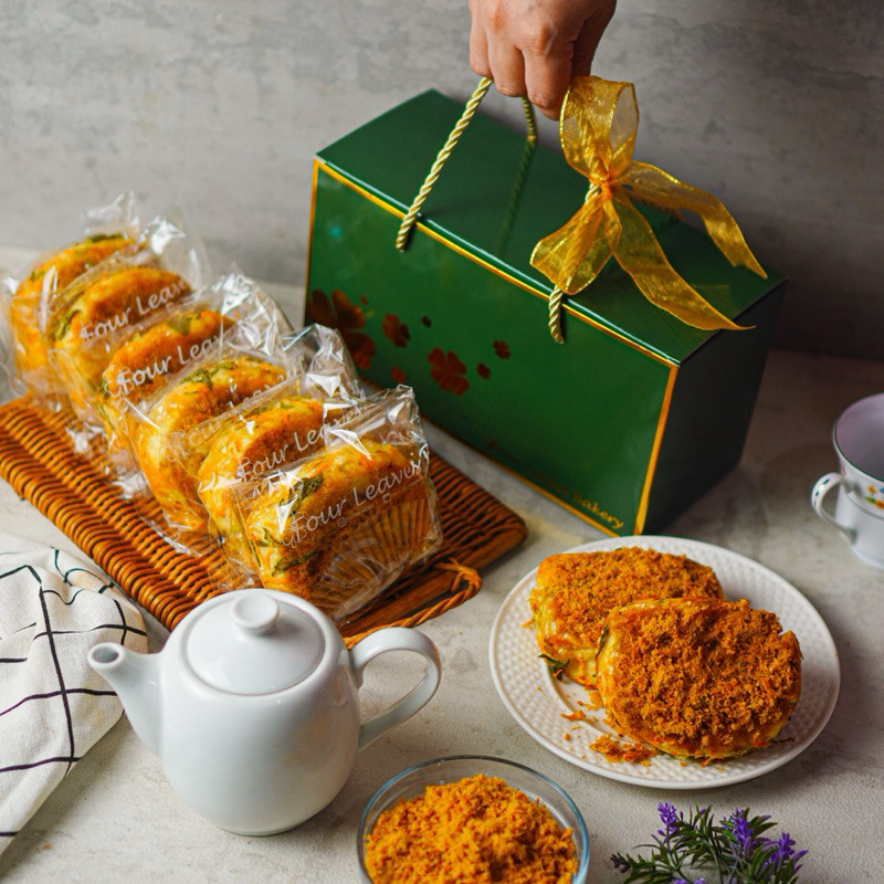 

Hampers roti floss roll / isi 8pcs / abon ayam / roti gulung / oleh oleh / goodie bag ulangtahun / ultah / bread