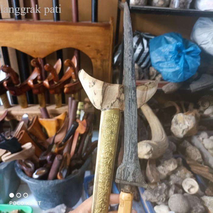 termurah keris brojol sepuh  pamor junjung drajat tangguh majapahit lk antik laris