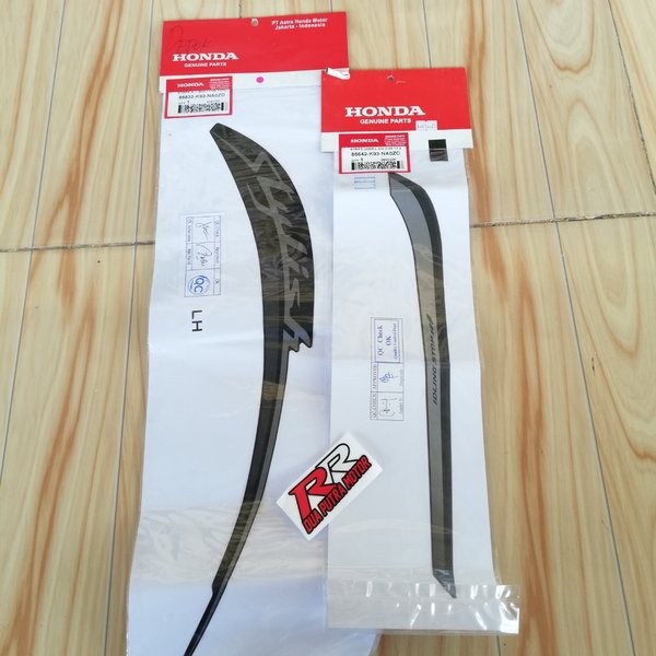 stripe grafik graphic sticker striping body bodi kiri original ori honda scoopy scopy fi stylish tah