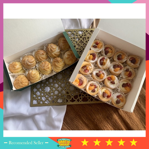 

Hampers kekinian unik viral murah ulangtahun natal tahun baru merry christmas / Hampers Idul Fitri/ Ulang tahun / natal / imlek Kue Soes Vla / Kue Sus Vla / Choux Cream