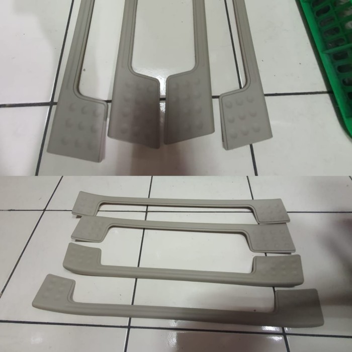 Sill Plate Samping Avanza Old Lama Vvti 2004 - 2011 Cream  ACMD